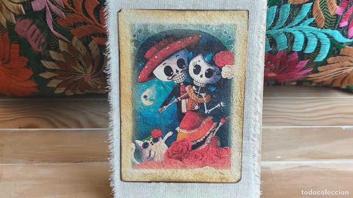 Arte: Arte mexicano en papel amate &ndash; Pareja de calaveras D&iacute;a de Muertos