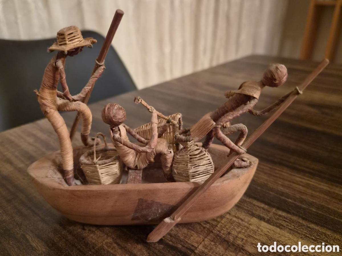 Arte: Espectacular Diorama Artesanal de Zanz&iacute;bar: Pescadores en Canoa - Madera y Fibra Trenzada a Mano