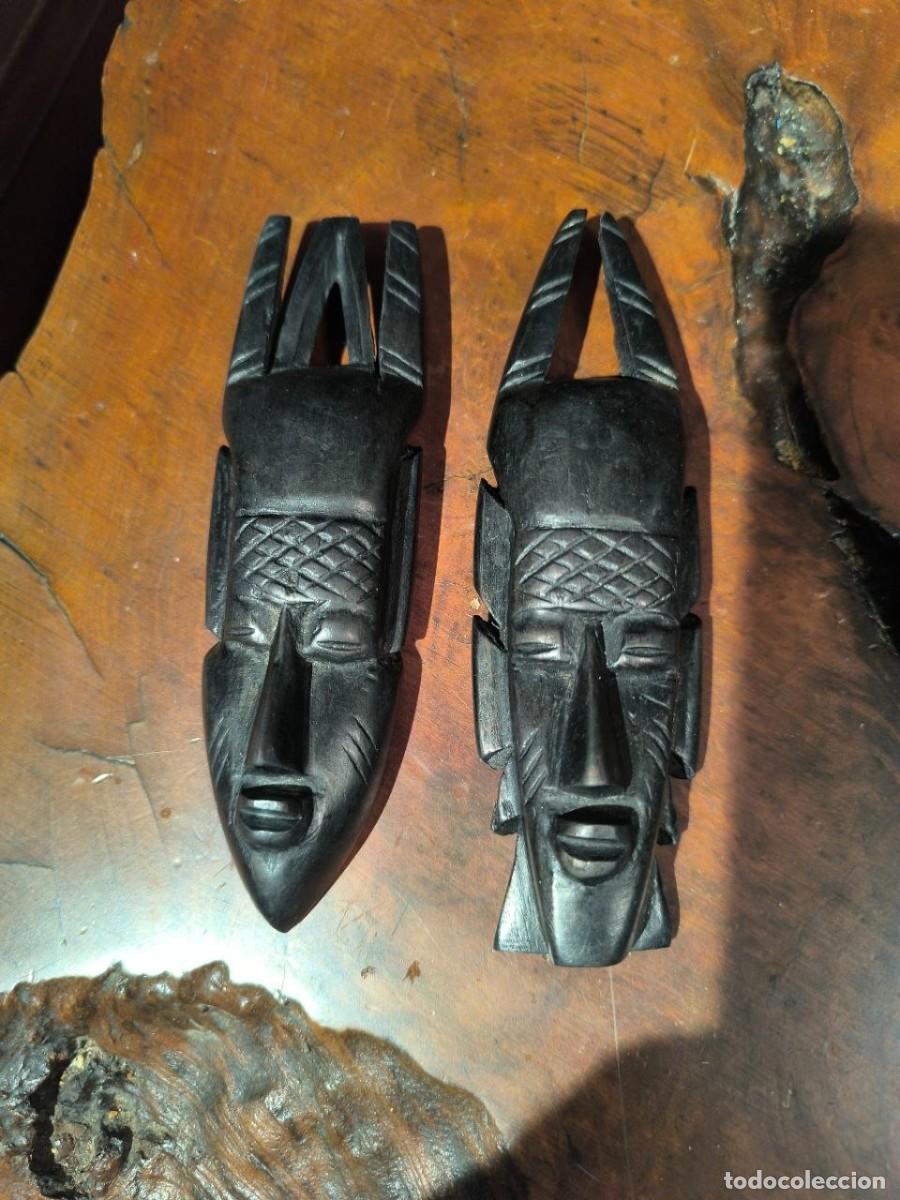 Arte: PAREJA DE CARETAS AFRICANAS MADERA TROPICAL 5X16 CM