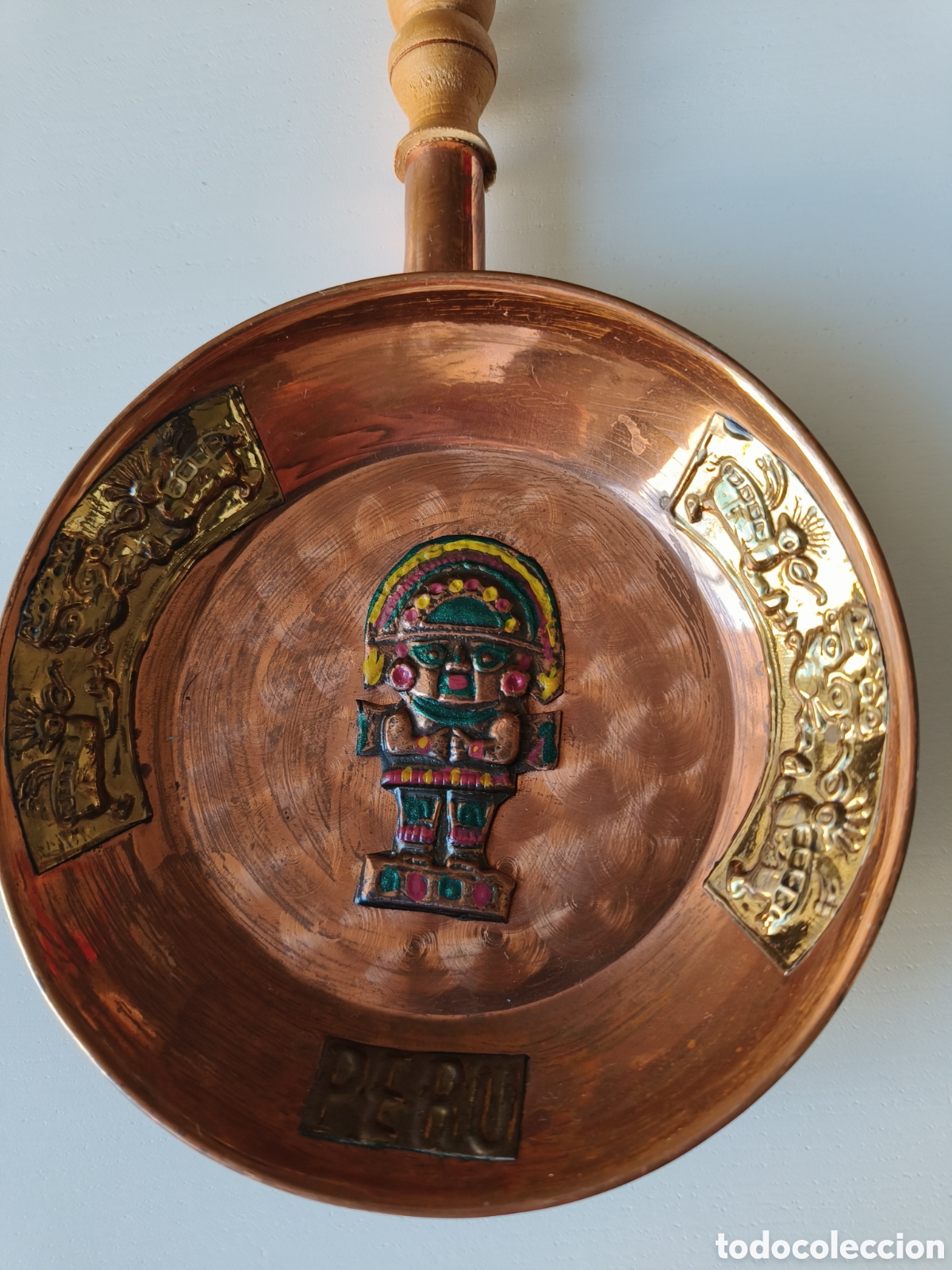 Arte: Adorno de Per&uacute;. Cultura andina