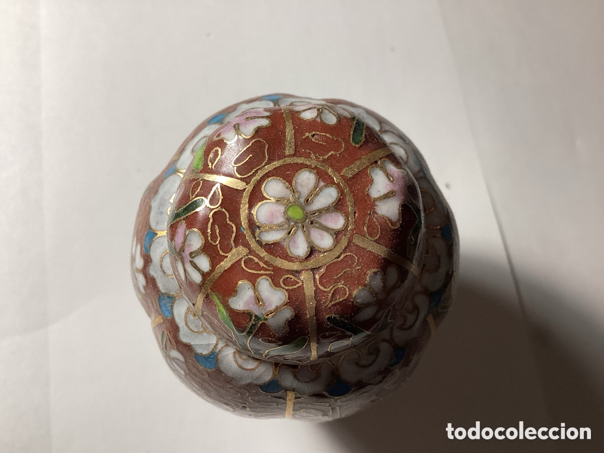 Arte: Tibor chino esmaltado con t&eacute;cnica cloisonn&eacute;