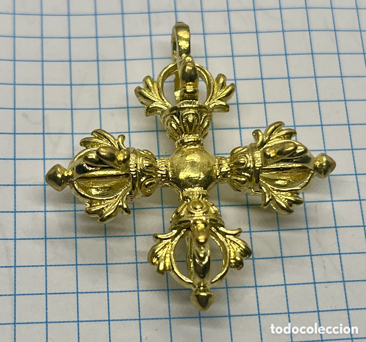 Arte: Vajra de dorada Tibetana cruzada