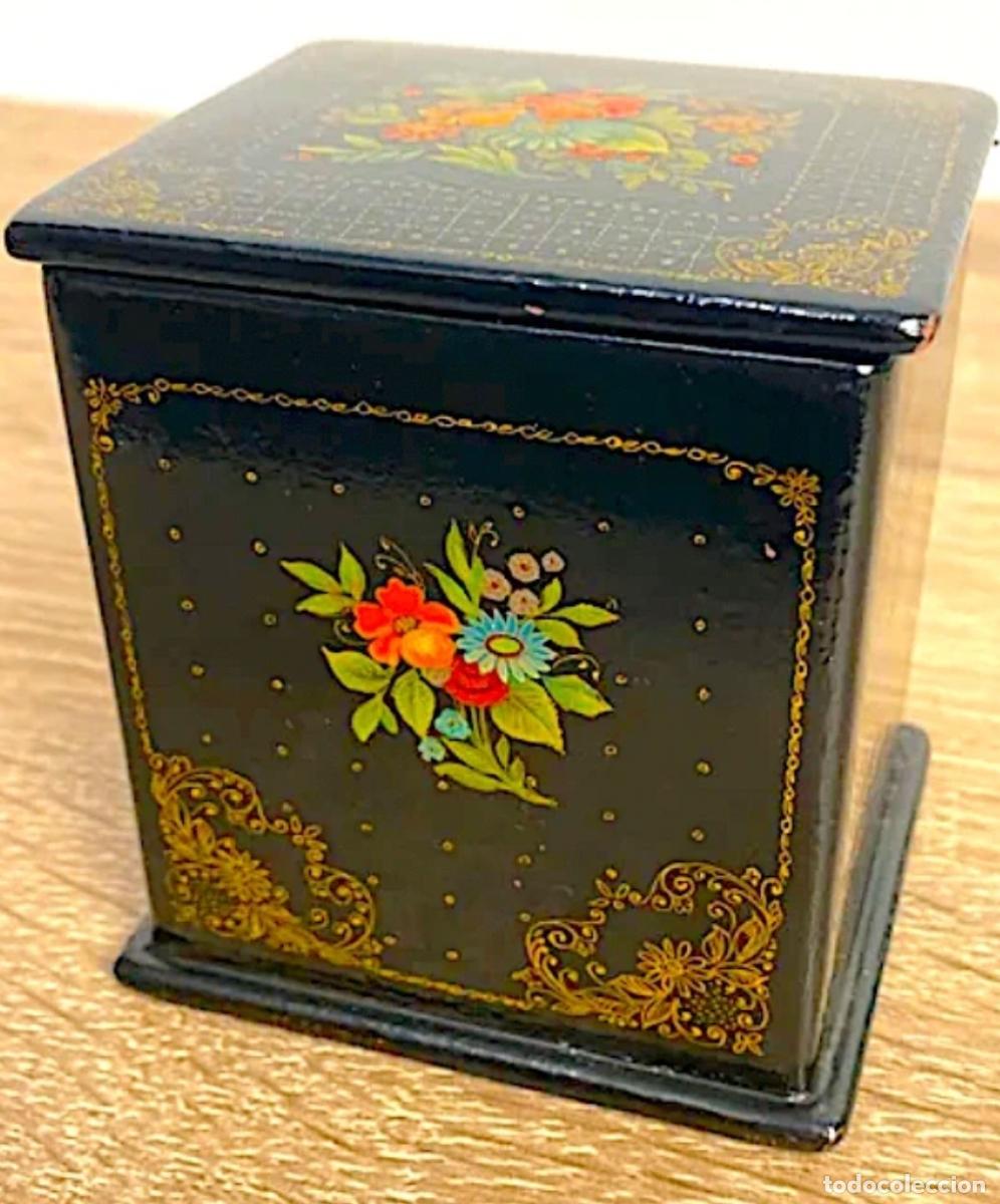 Arte: Joyero Laca Sovi&eacute;tica Floral A&ntilde;os 70