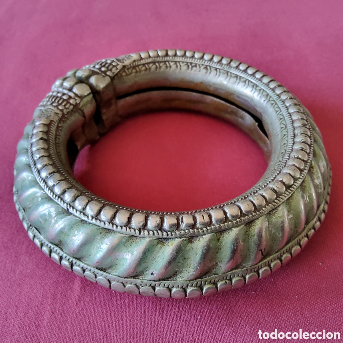 Arte: ANTIGUA TOBILLERA ETNICA NORTEAFRICANA DE METAL PLATEADO