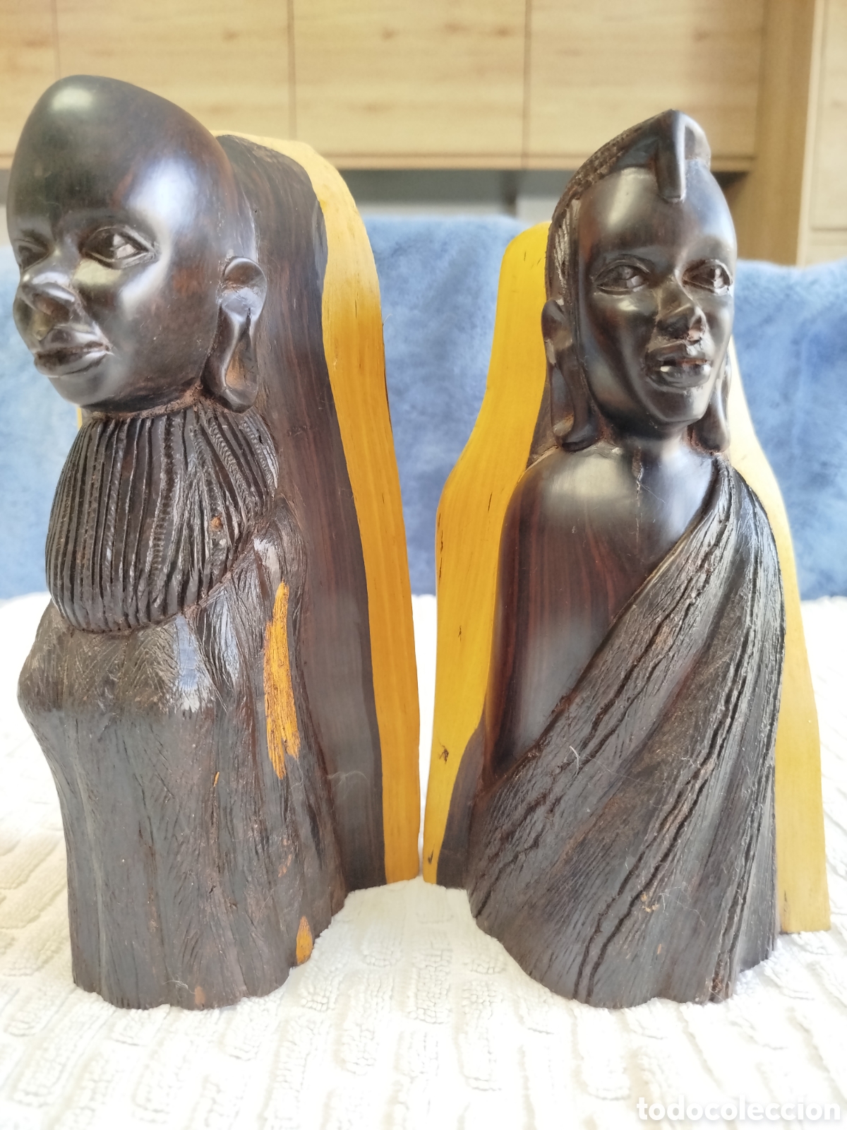 Arte: Esculturas individuos africanos madera &eacute;bano tallado a mano. Autor desconocido
