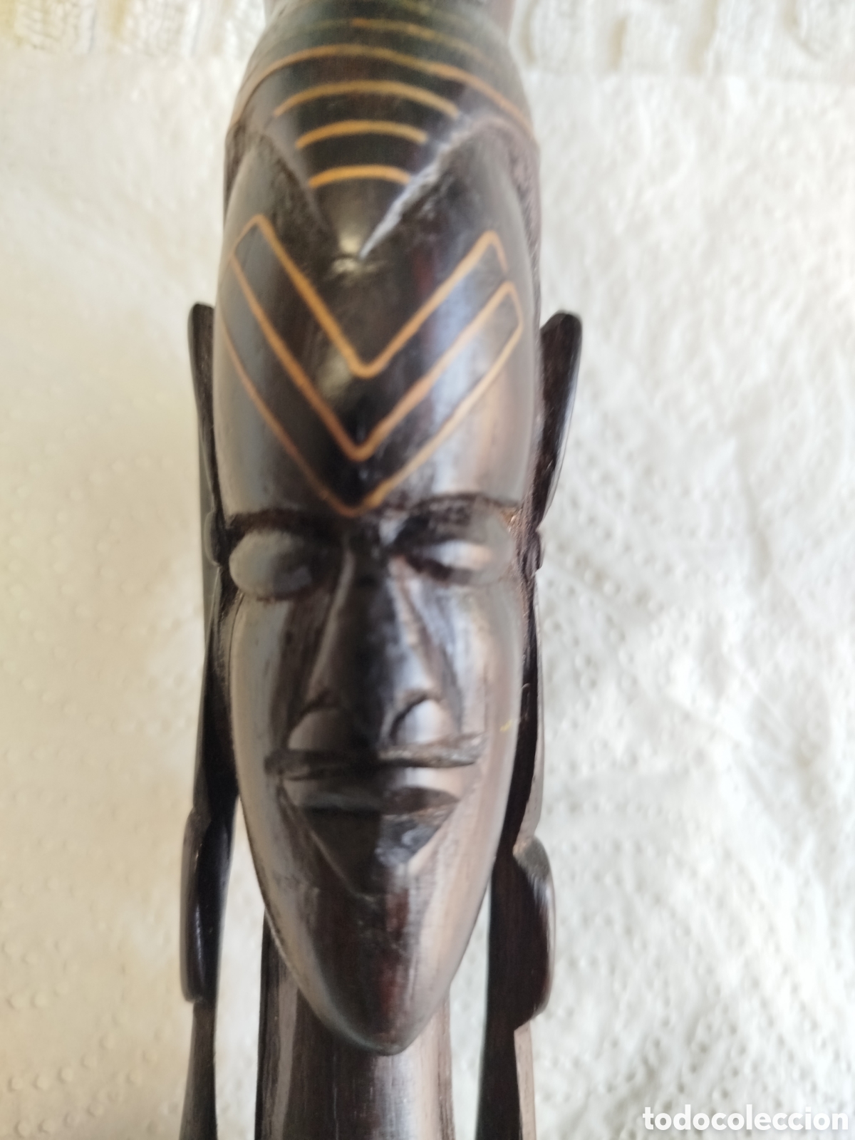 Arte: Escultura guerrero africano en madera de &eacute;bano. Autor desconocido