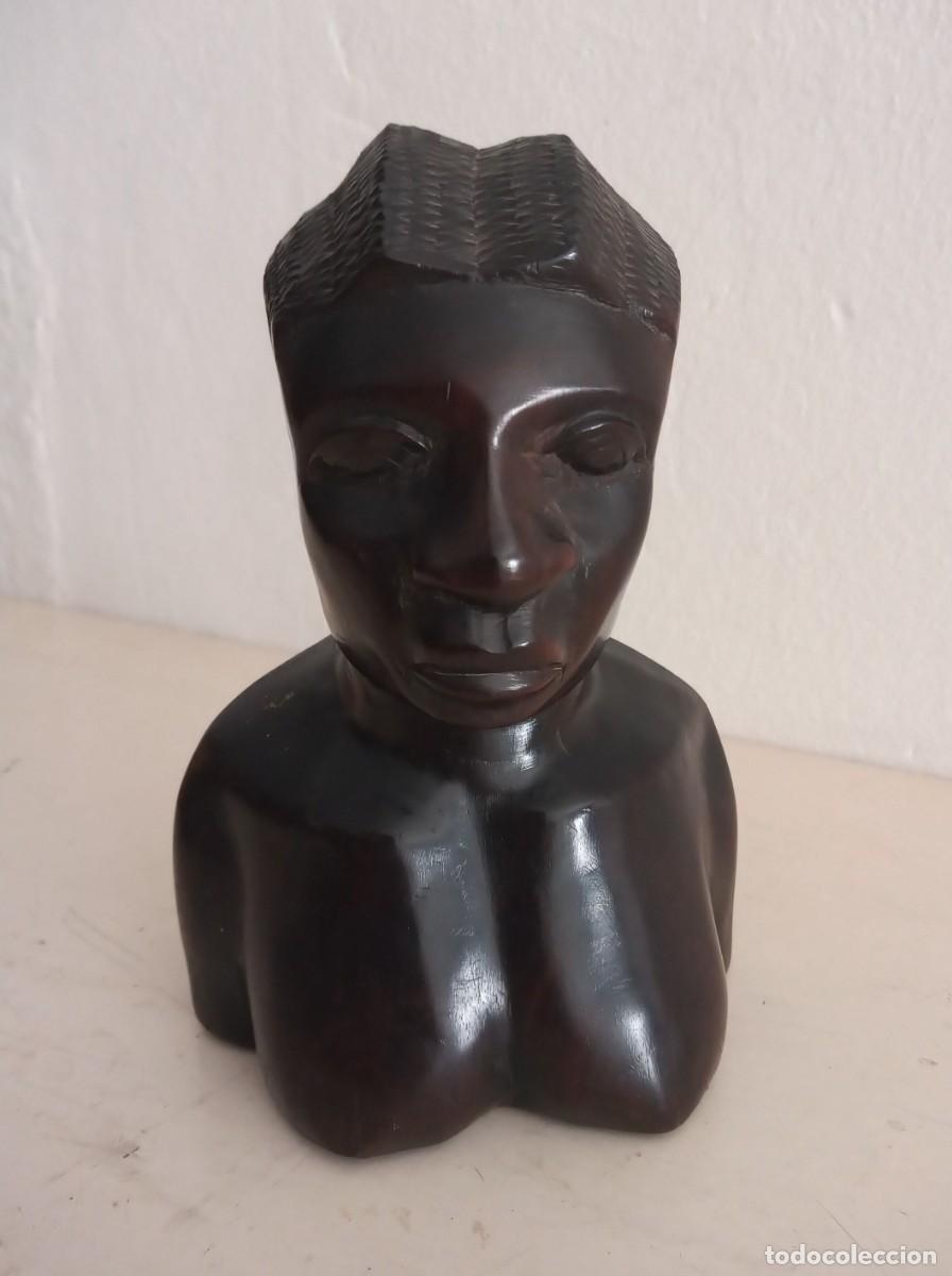 Arte: SUJETALIBROS PAREJA BUSTOS AFRICANOS