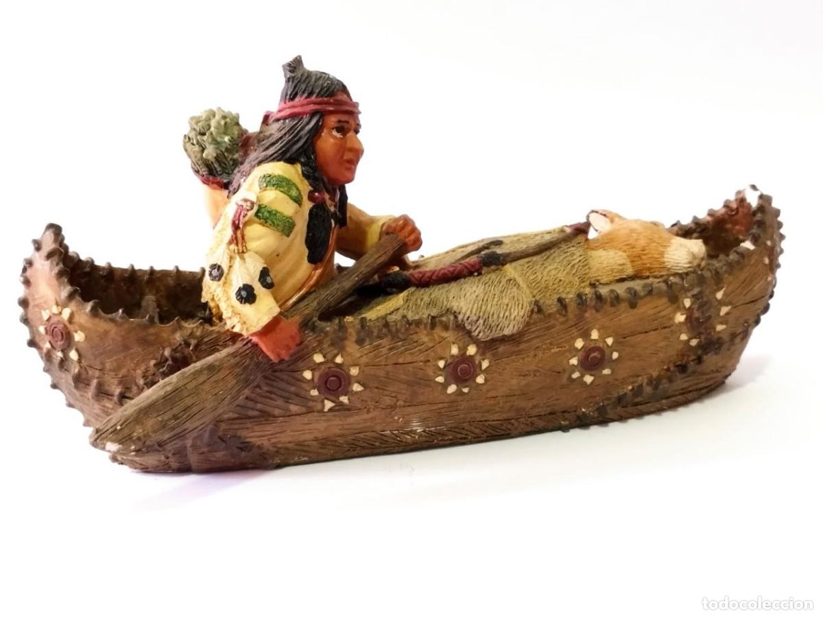Arte: Figura nativo americano en canoa con ciervo arco y flechas 23 cm para restaurar