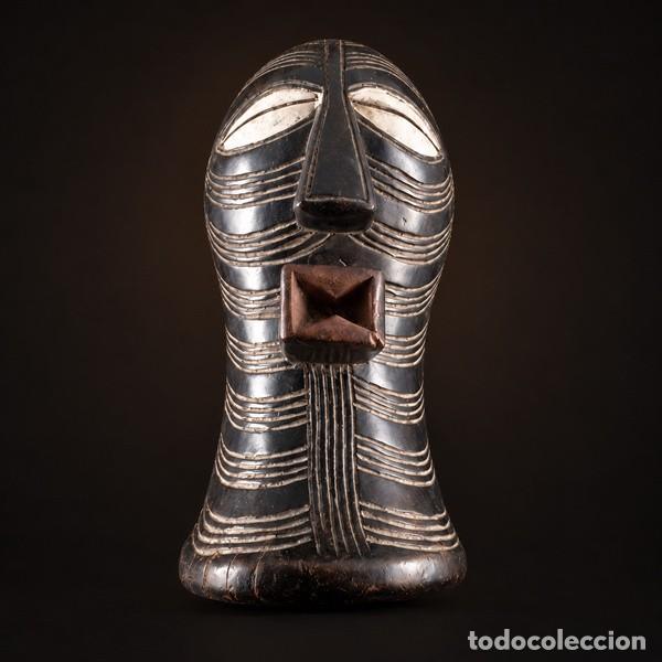 Arte: M&aacute;scara Songye (Congo)