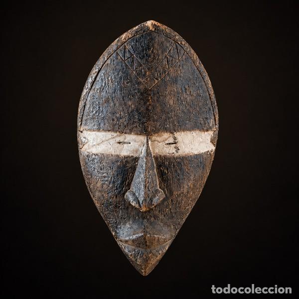 Arte: M&aacute;scara africana Dan (Costa de Marfil)