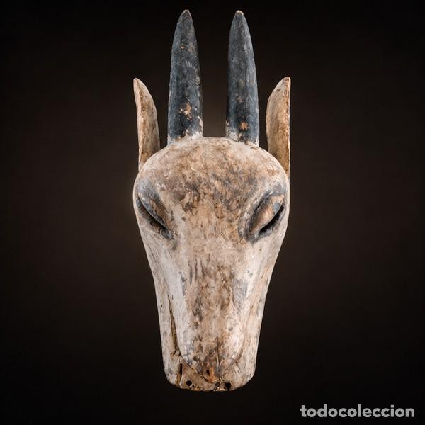 Art: M&aacute;scara etnia Luba (Congo)