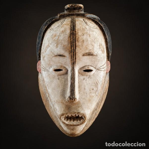 Arte: M&aacute;scara africana etnia Fang Gil (Gab&oacute;n)