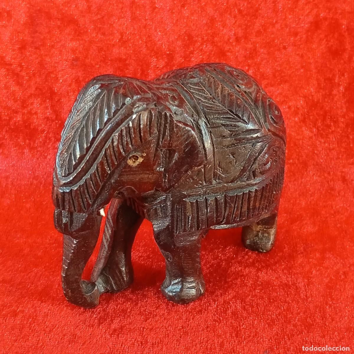 Arte: ELEFANTE TALLADO EN MADERA - TALLA AFRICANA - ARTE &Eacute;TNICO - 9 X 8 CM