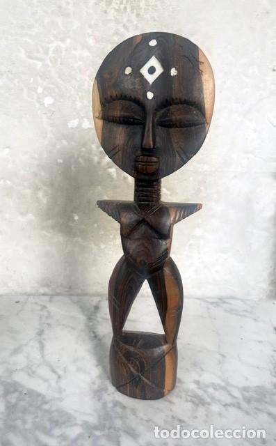 Arte: Mu&ntilde;eca akuba ashanti