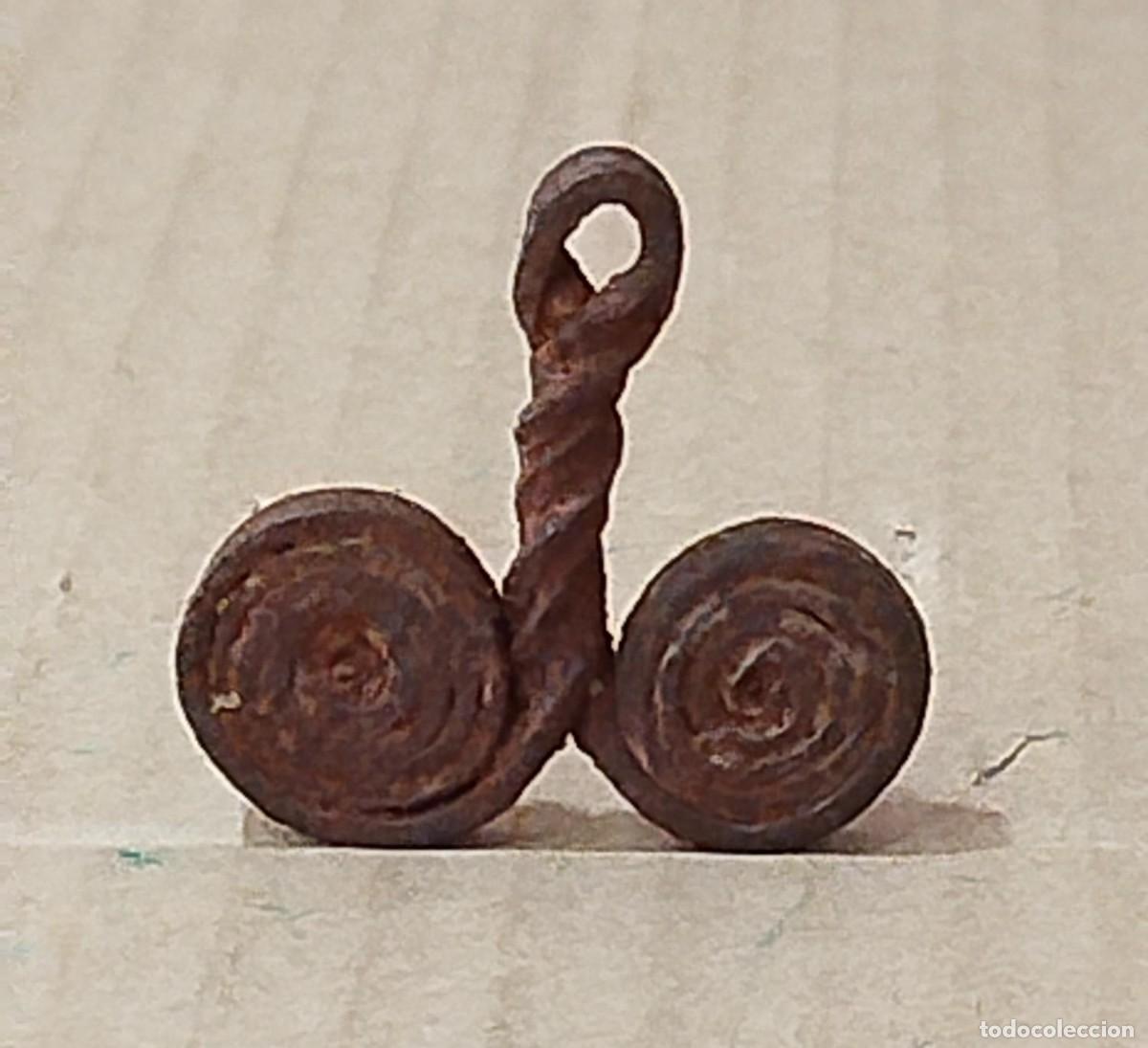 Arte: ARTE &Eacute;TNICO AFRICANO. PENDENTIF MONEDA DE INTERCAMBIO. MATAKAM / MAFA. CAMER&Uacute;N &Aacute;FRICA.