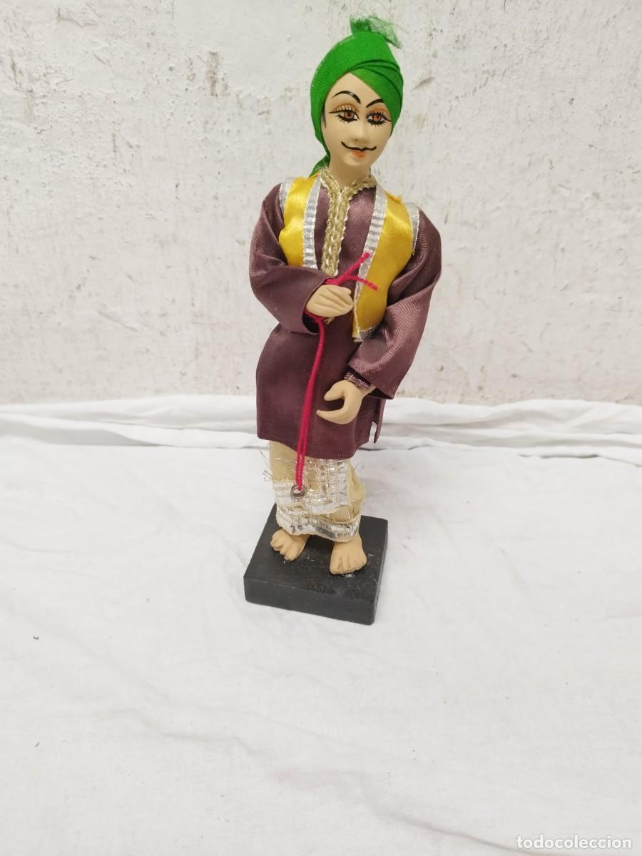 Arte: Antigua Figura Artesanal India Vintage - Mu&ntilde;eco de Tela con Turbante y Traje T&iacute;pico.