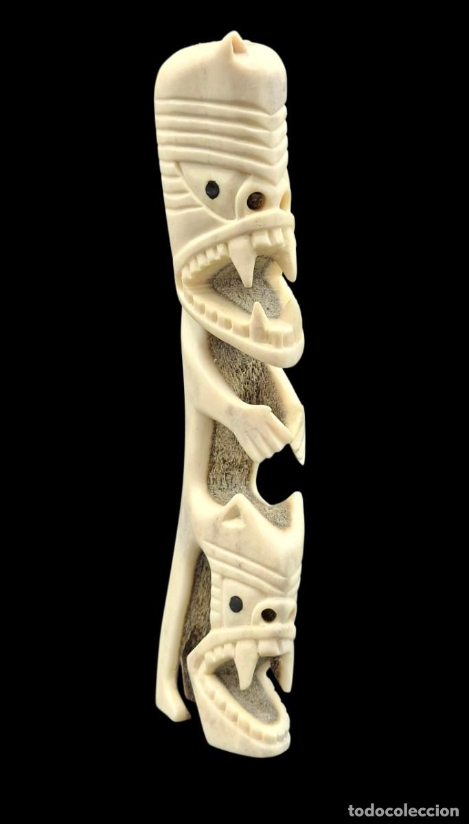Arte: FIGURA CHAMANICA TALLADA EN HUESO DE LA CULTURA INUIT