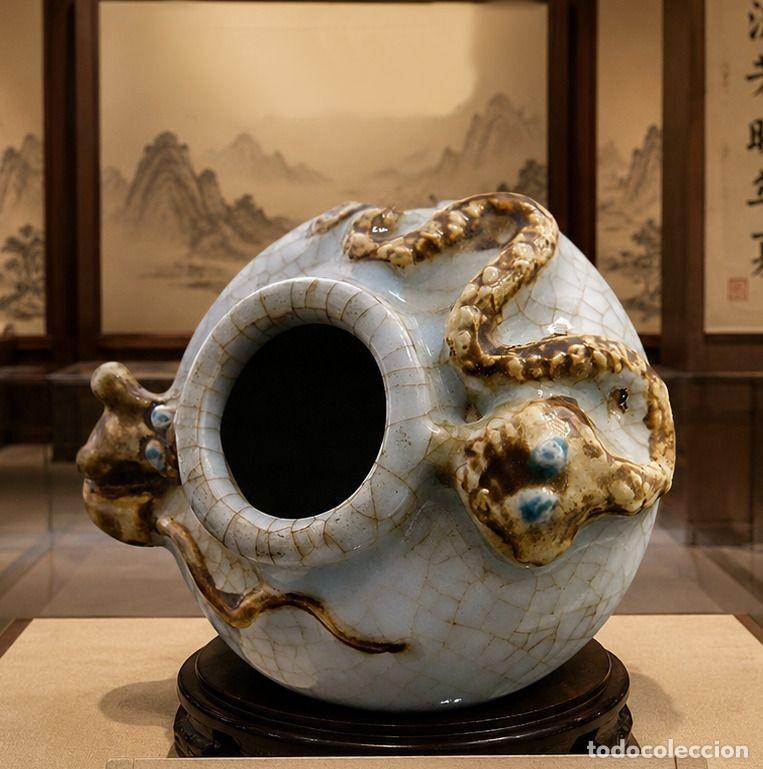 Arte: ANTIGUO JARRON CHINO: CURIOSA OLLA PORCELANA CON SERPIENTE Y RAT&Oacute;N EN RELIEVES. BRUSH POT CHINESSE