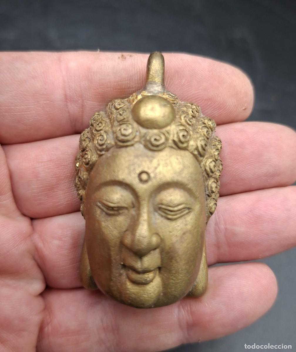 Kunst: Colgante de bronce con la cabeza de Siddh&aacute;rtha Gautama