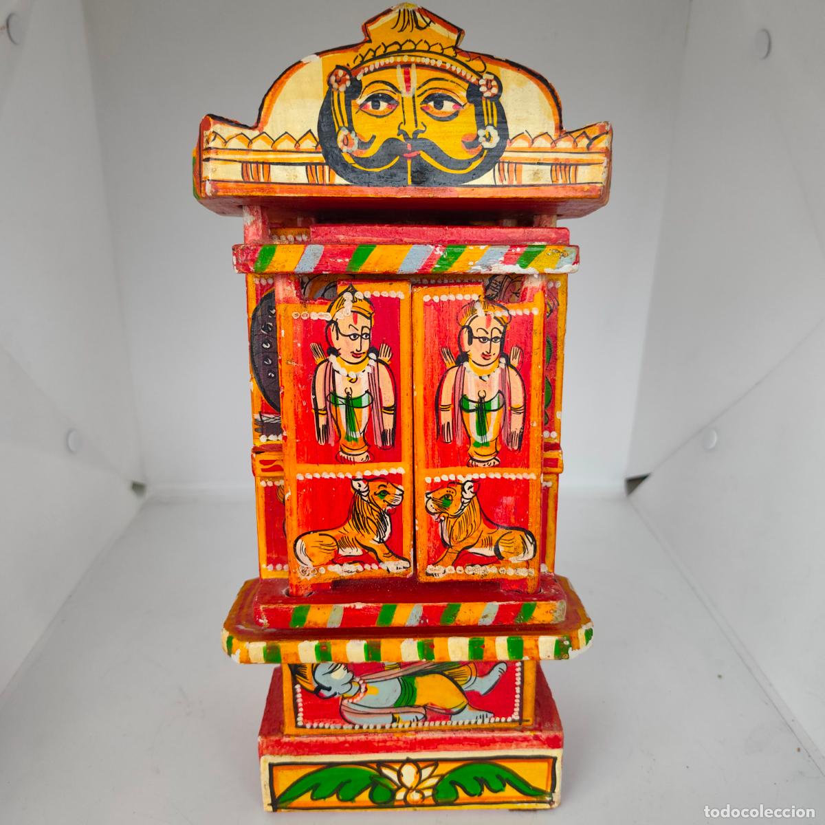 Arte: Altar Hind&uacute; de Madera Brahm&aacute; Vishn&uacute; Shiva - India Decoraci&oacute;n Religi&oacute;n Antropolog&iacute;a Visnu