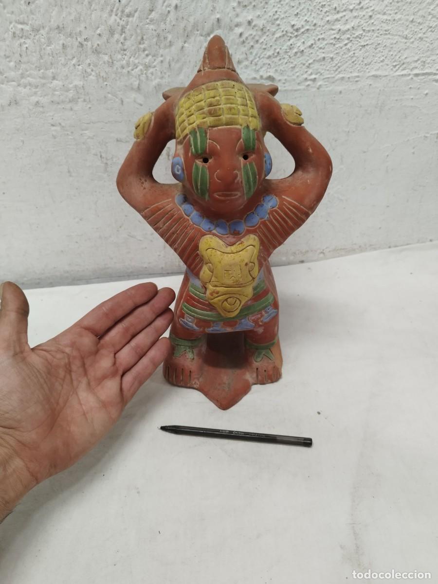 Arte: Antigua gran figura o escultura de cer&aacute;mica. Tipo precolombina de mediados sg. XX.