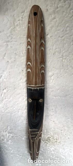 Arte: M&aacute;scara espiritual y ancestral de Papua Nueva Guinea. 54 x 7 cm