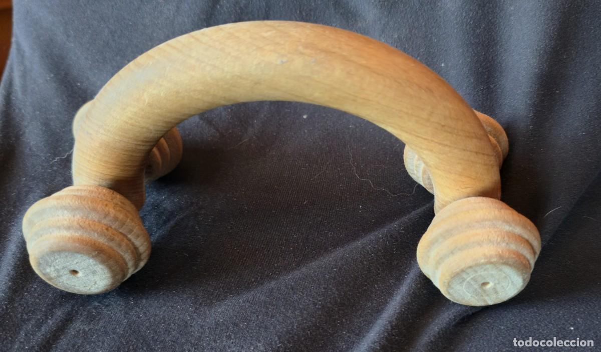 Arte: Artesania masajeador corporal manual de madera
