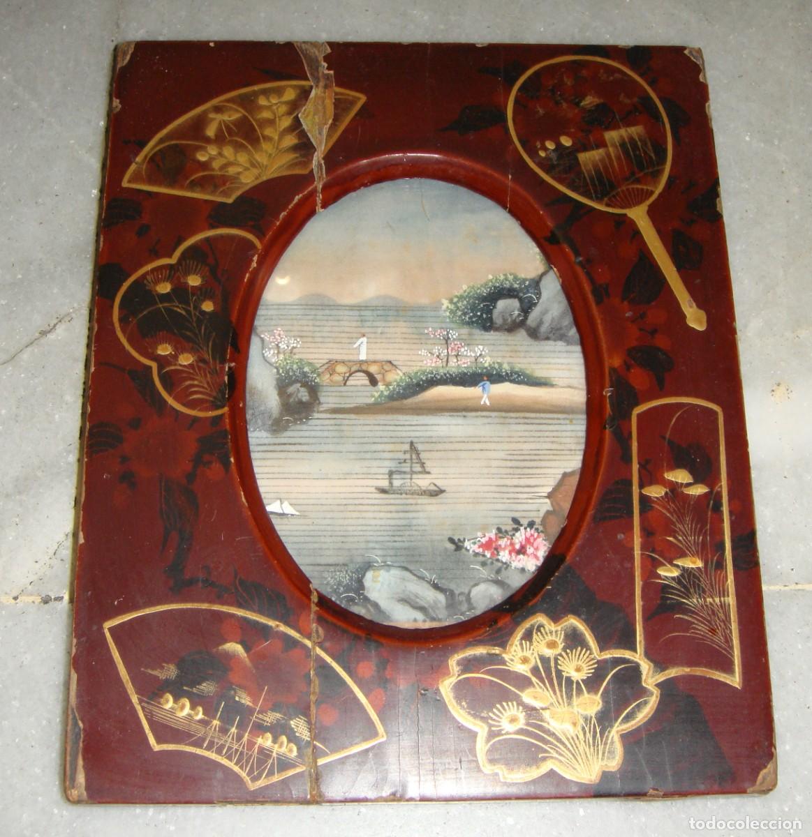 Arte: Marco Japon&eacute;s de Laca Roja y Dorada &middot; Paisaje Oriental Pintado &middot; &Eacute;poca Meiji &middot; ca. 1880&ndash;1920