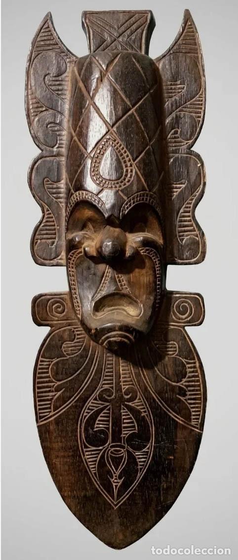 Arte: Espectacular m&aacute;scara de madera para colgar de Oceania. 60 x 20 cm