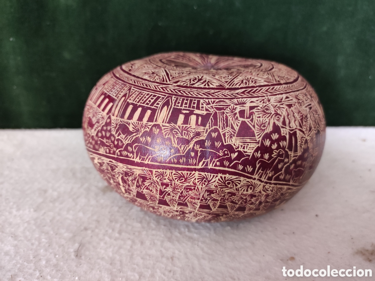 Arte: Calabaza tallada antigua