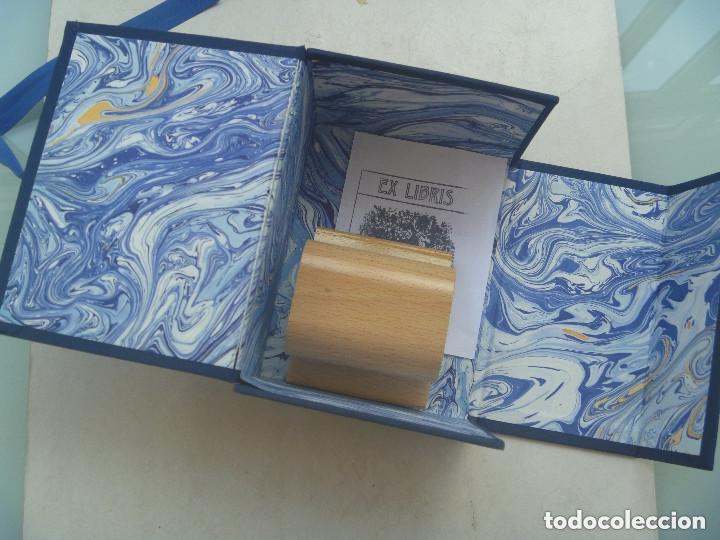 Arte: TAMPON DE CAUCHO CON EXLIBRI REPRESENTANDO UN CIERVO. EN ESTUCHE. - Foto 4