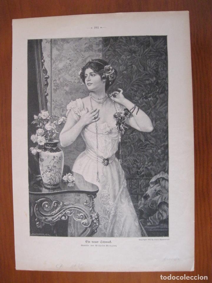 Arte: Mujer observando su collar, 1907. An&oacute;nimo - Foto 1