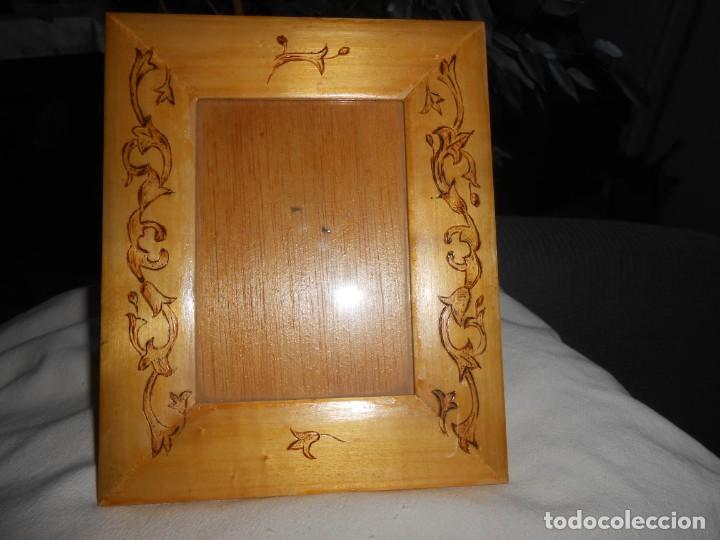 Arte: MARCO   DE   MADERA   -PIROGRABADO- - Foto 3