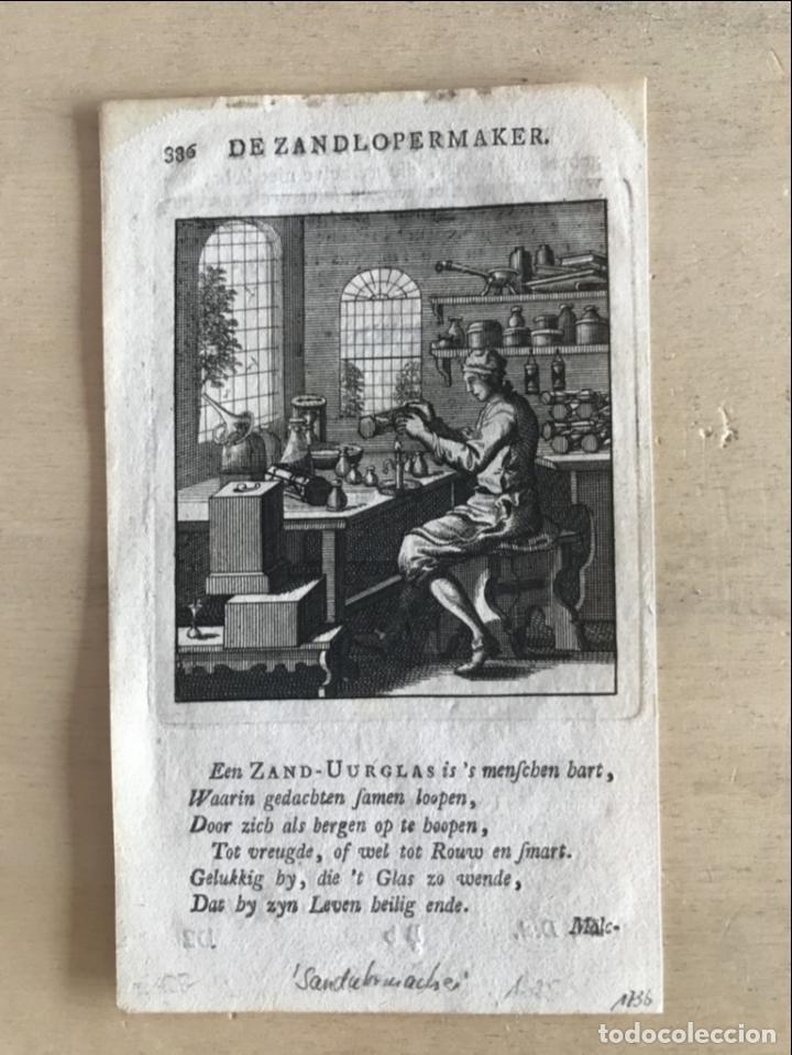 Arte: Trabajando con relojes de arena, 1736. Luyken - Foto 2