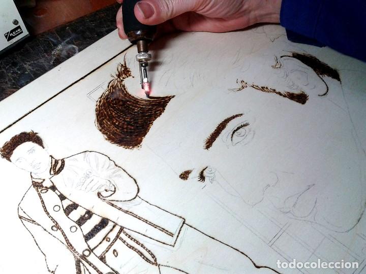 Arte: ELVIS PRESLEY - Cuadro PIROGRAFIADO (dibujo quemado en madera). 40 X 60 cm. ¡OBRA ÚNICA! - Foto 3 - 294978808