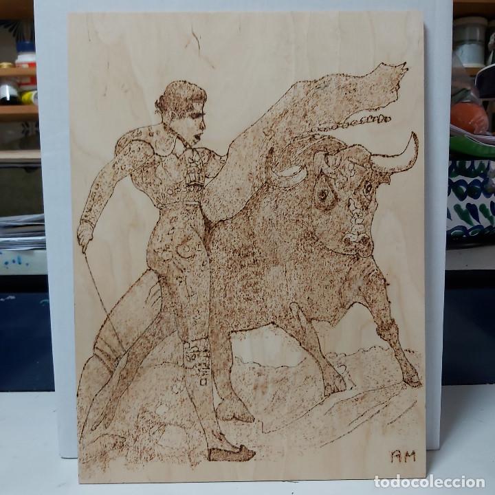 Arte: Torero. Pirograbado. - Foto 1