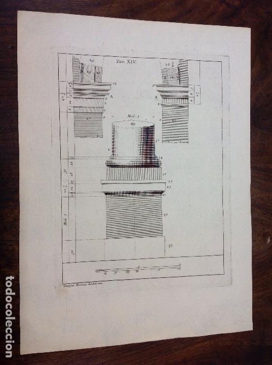 Arte: Virgilio Fossati. Columna. - Foto 1