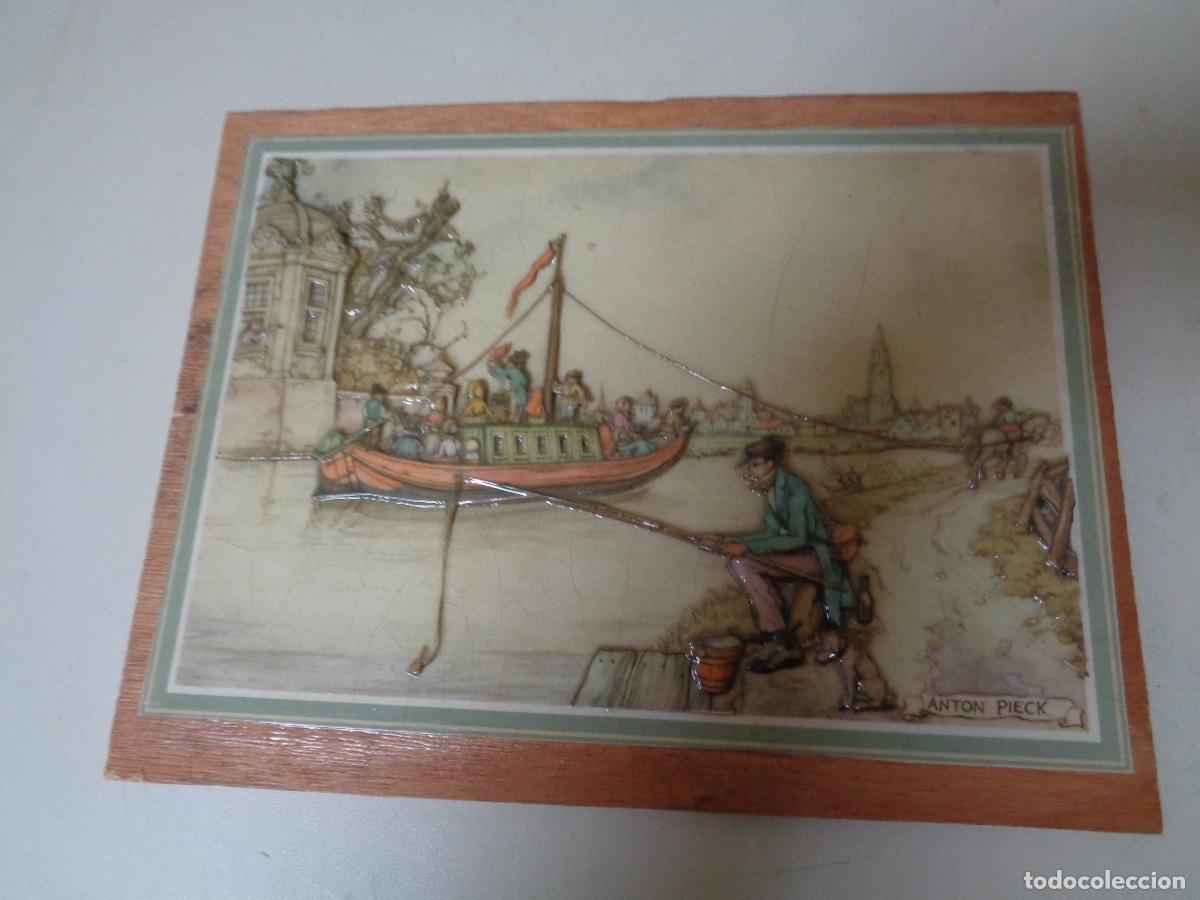 Arte: cuadro Holand&eacute;s en relieve de Anton Pieck - Foto 1
