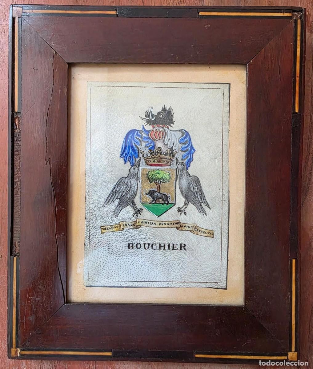 Arte: Escudo her&aacute;ldico antiguo &ldquo;Bouchier&rdquo; grabado coloreado a mano con marco cl&aacute;sico 26x21 cm