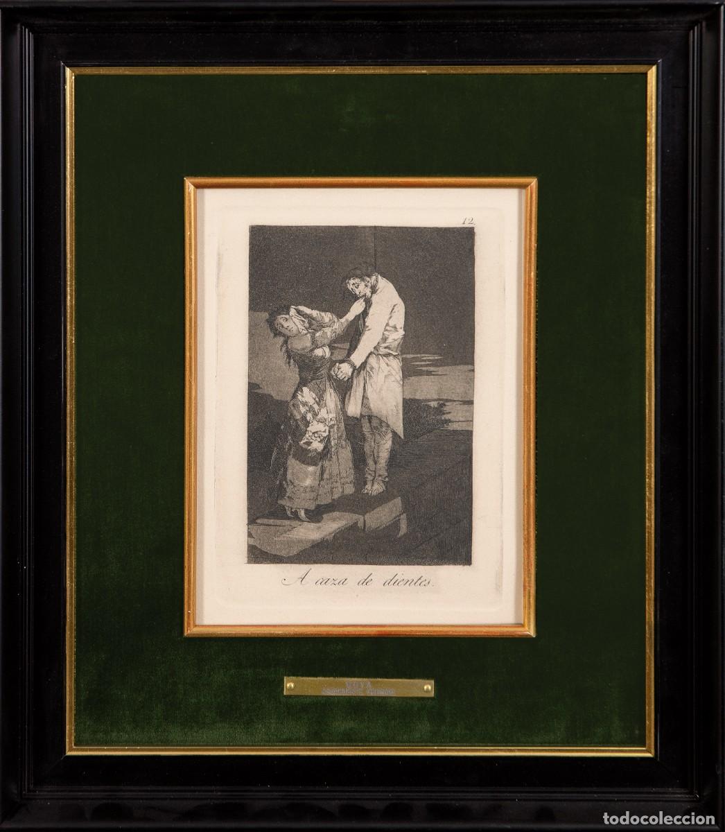 Arte: A caza de dientes grabado al aguafuerte Los Caprichos N&ordm; 12 Francisco de Goya siglo XIX