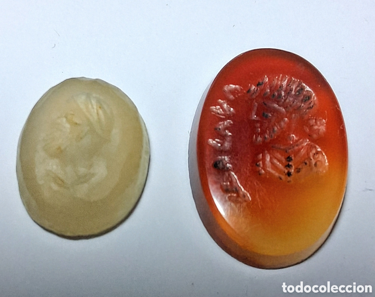 Arte: Lote de Dos Antiguos Entalles Intaglios (Cornalina y Calcedonia) - Estilo Sas&aacute;nida S. XIX-XX