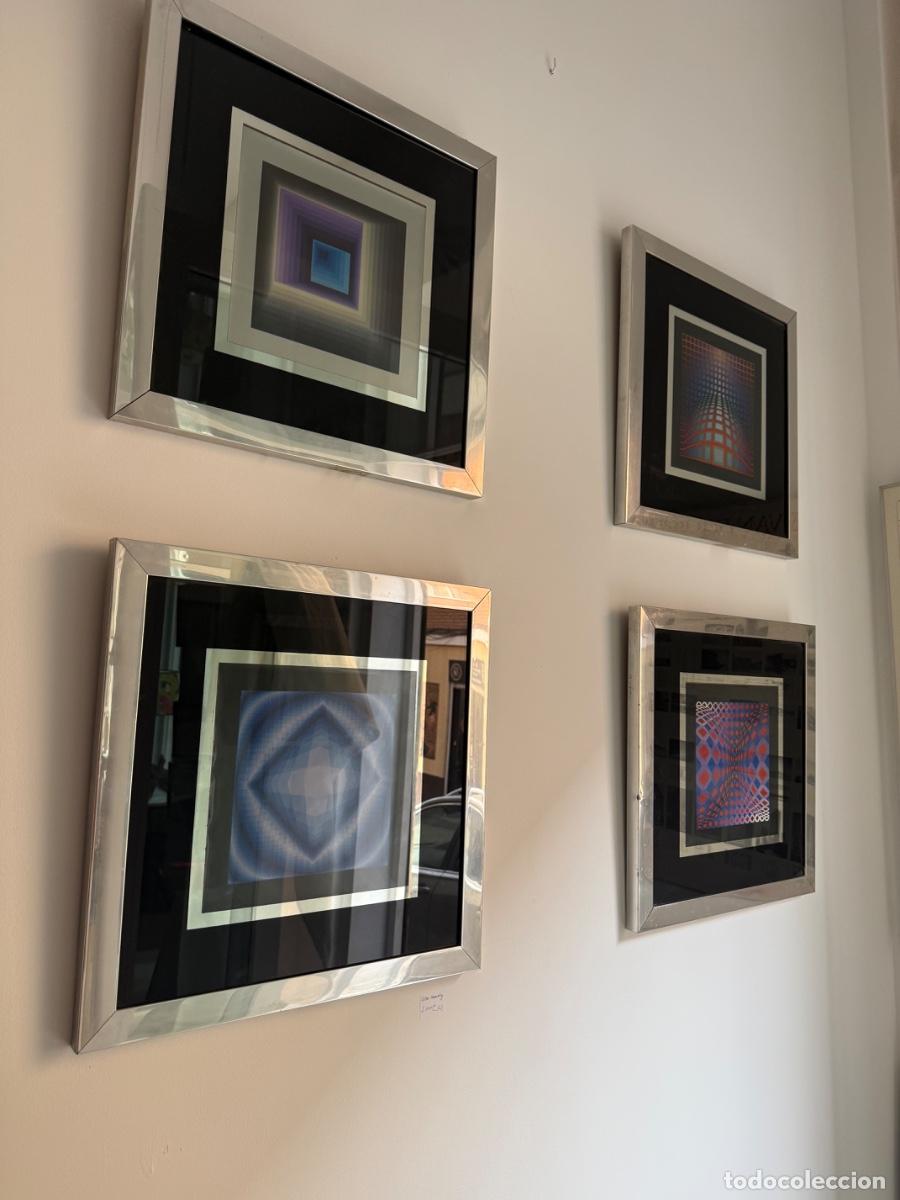 Arte: Cuatro litograf&iacute;as de V&iacute;ctor Vasarely enmarcadas