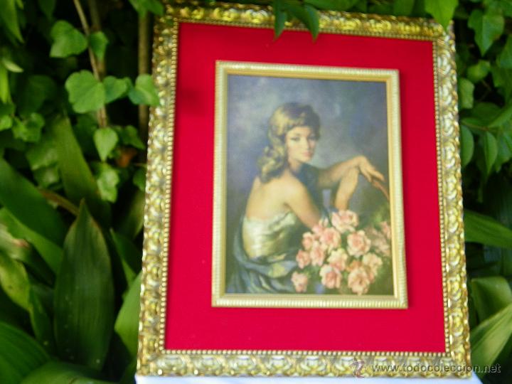 Kunst: PRECIOSO Y DECORATIVO JOVEN CON FLORES