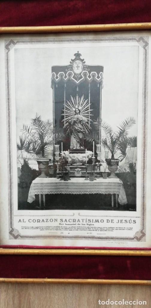Kunst: CUADRO ANTIGUO CORAZON SACRATISIMO DE JESUS DE 70 CMS. DE ALTO X 55 DE ANCHO MARCO INCLUIDO 1910 APR