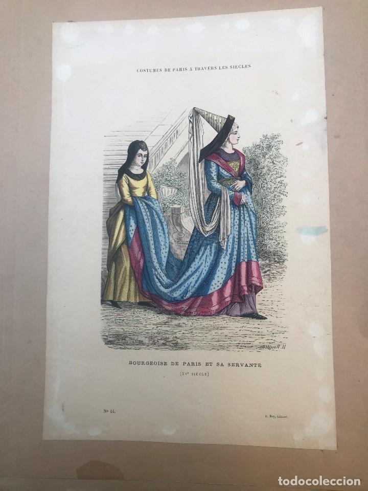 Art: AT50- ANTIGUA LAMINA DE DAMA Y SIRVIENTE DE EPOCA MAGASIN DES DEMOISELLES DE PARIS-