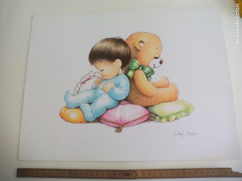 Art: LAMINA. KITTY SUN. NI&Ntilde;O, BEBE CON OSITO DE PELUCHE. TALLEDA. BARCELONA.1990. 40,5 X 30,5 CM