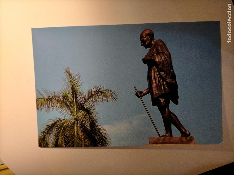 Art: peque&ntilde;a lamina 16,9x11cm cromografica tama&ntilde;o postal tirada nacional - gandhi