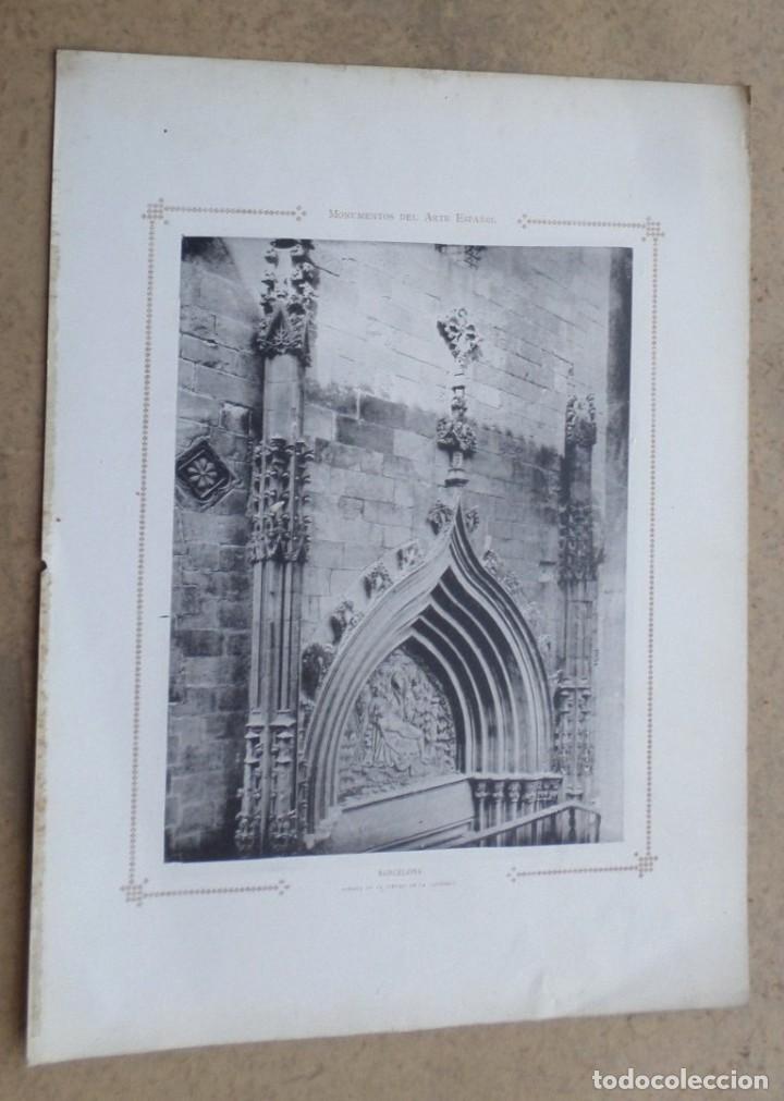 Art: BARCELONA puerta de la Piedad de la Catedral -- Monumento del arte espa&ntilde;ol