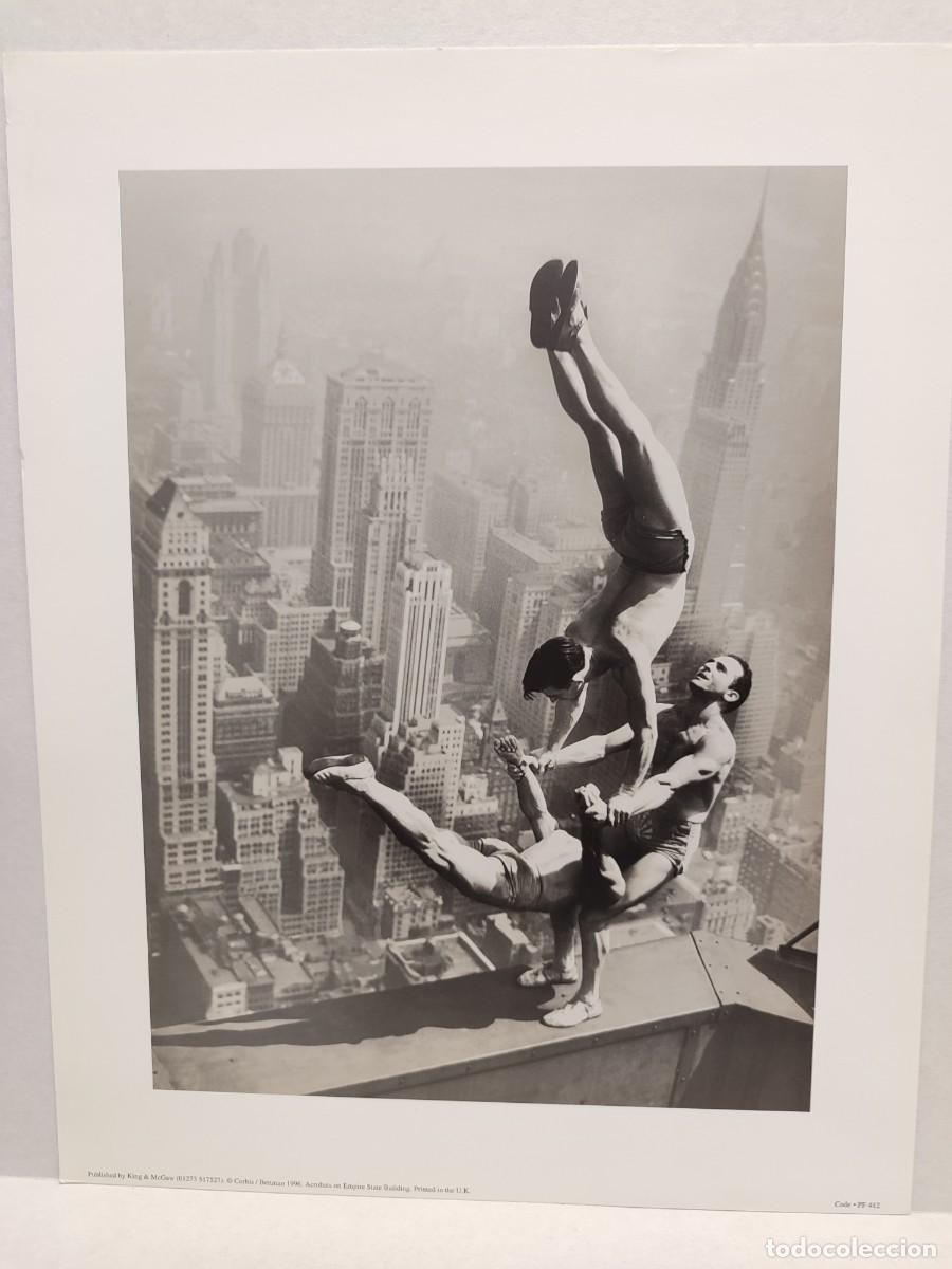 Arte: Acrobats Empire State Building. Published King & McGaw 1996 - Foto 2