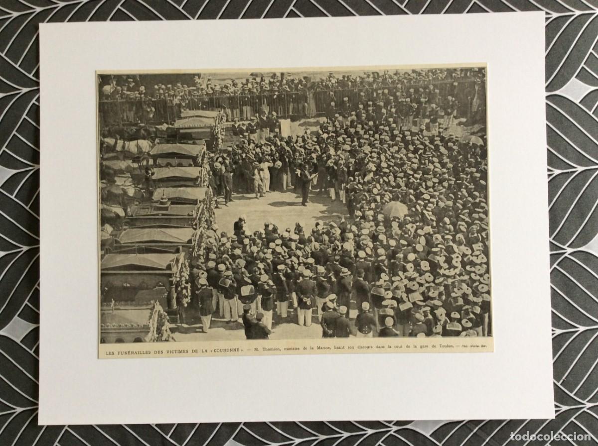 Art: Les fun&eacute;railles des victimes de la Couronne... L&aacute;mina fotogr. de 1908